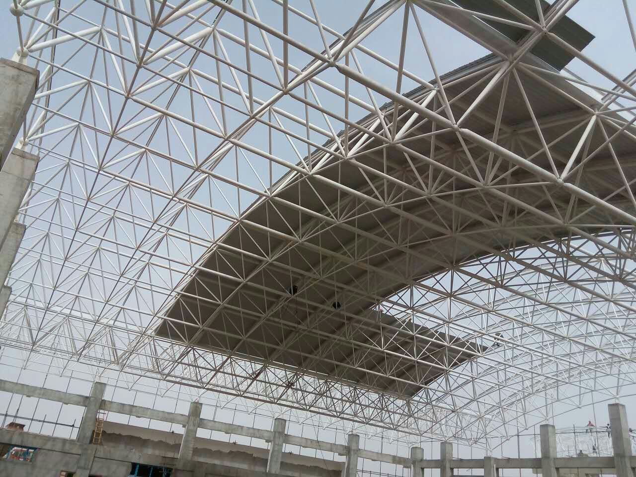四平一汽网架